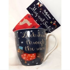 🎅 Milly Green British Design Dachshund Mug with Socks